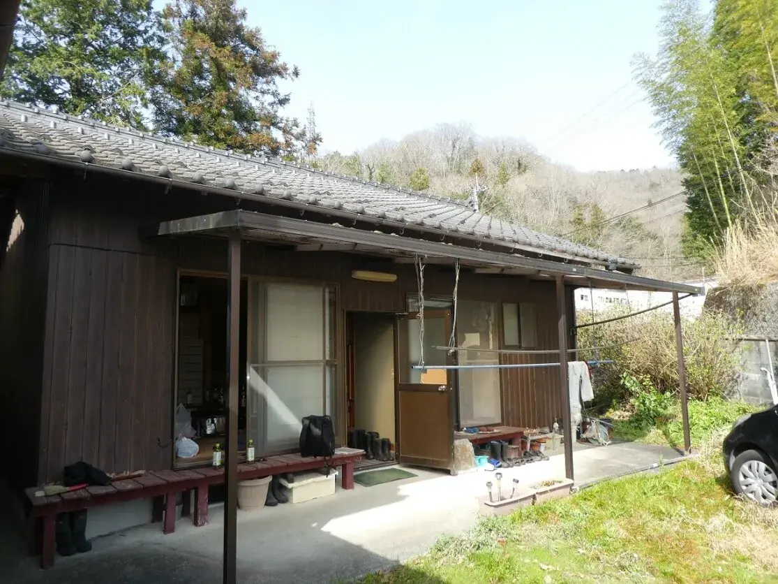 8DK Property Ozu City Ehime Prefecture (3)
