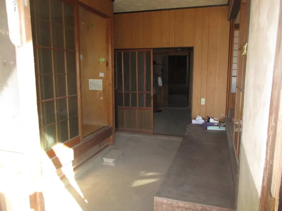 Slide 3