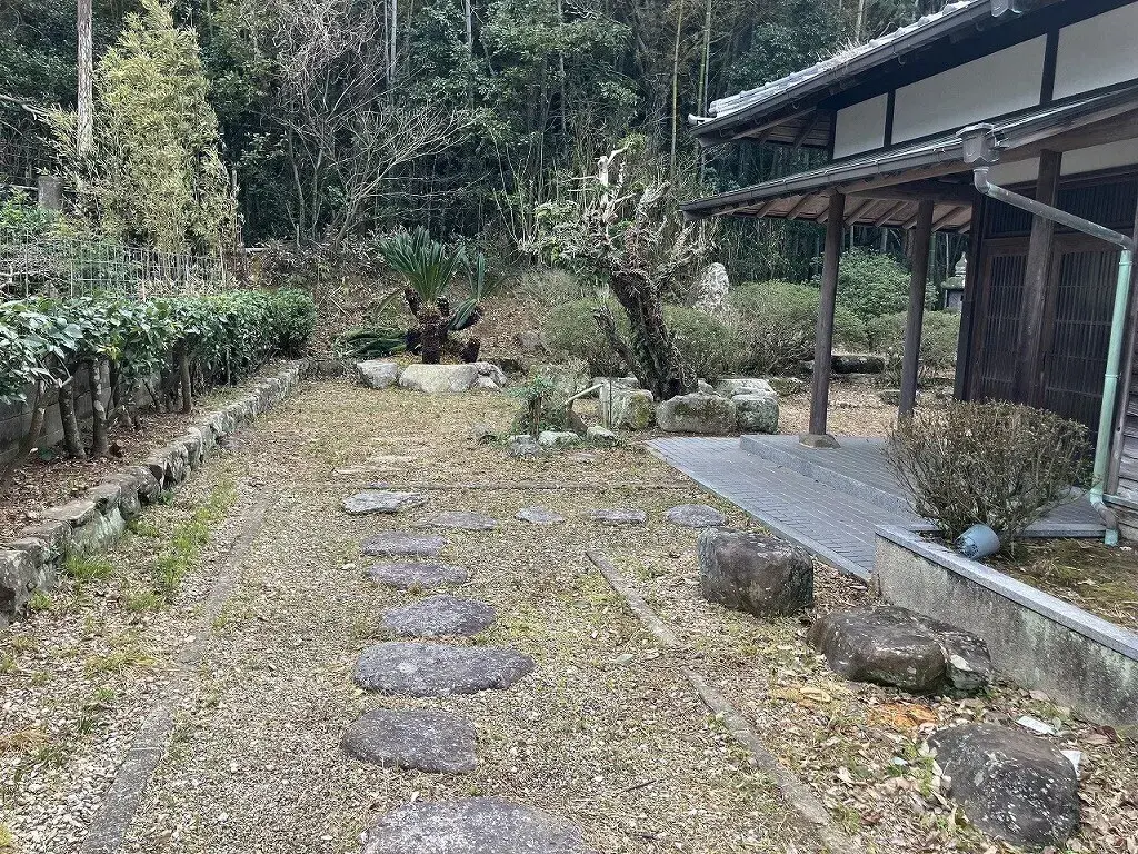 Slide 3