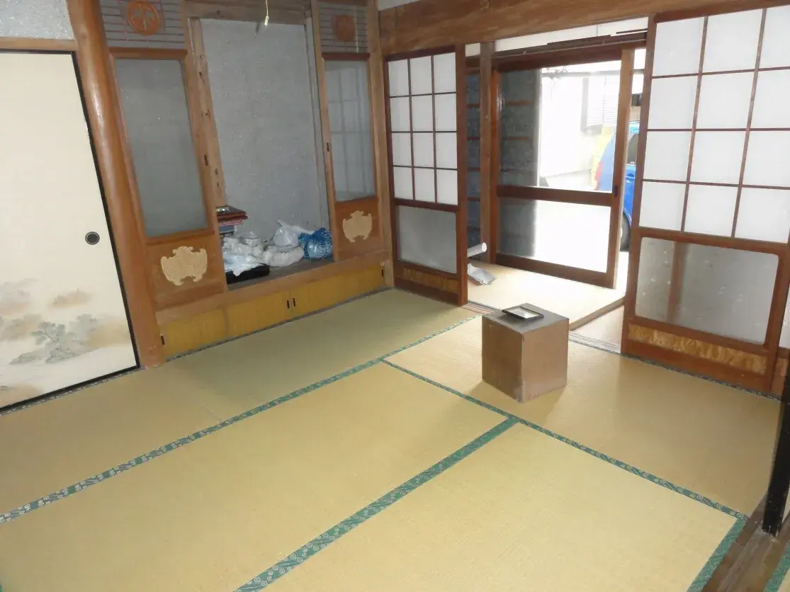 Slide 4