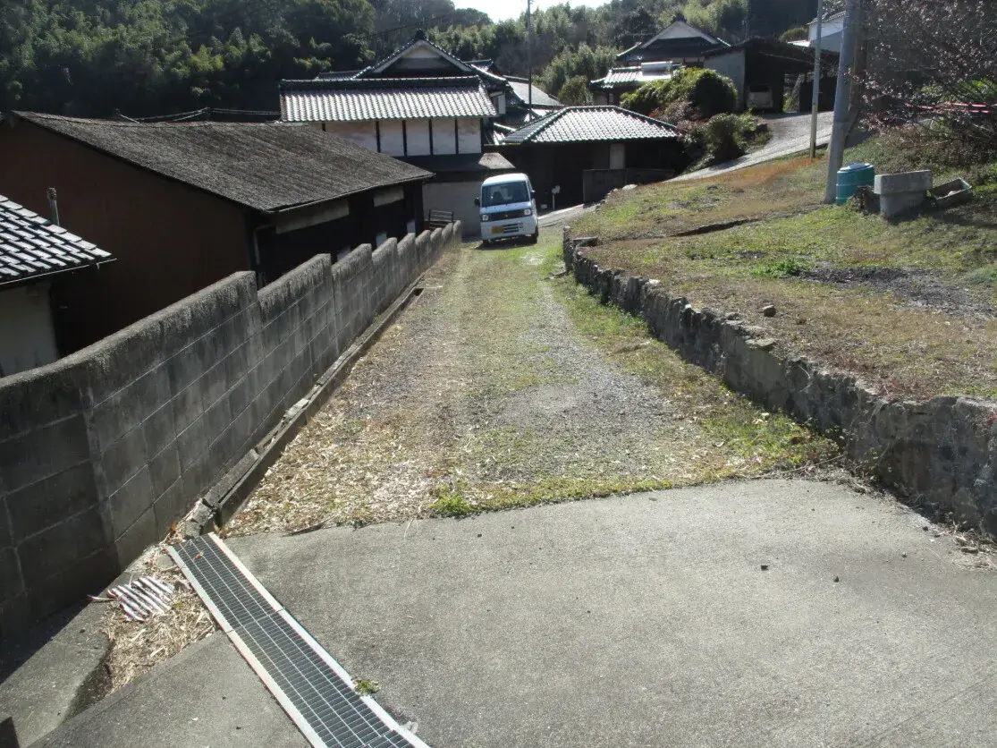 Slide 3