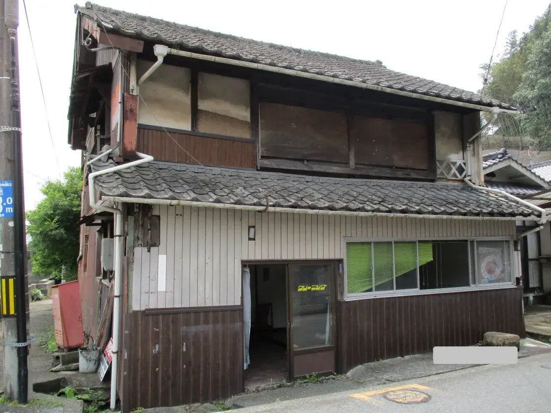 Akiya in 笠岡市