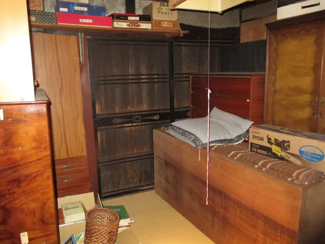 Detached Property Kasaoka City Okayama Prefecture (11)