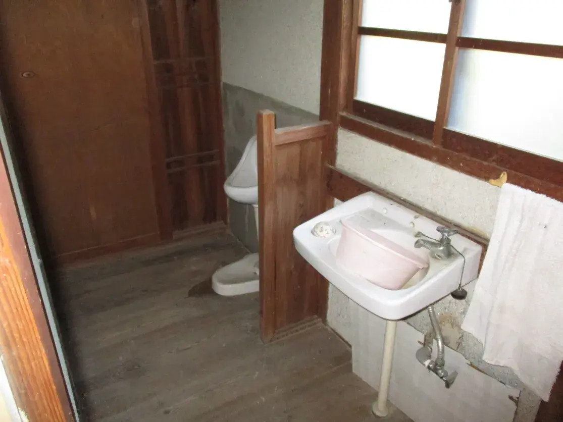 Detached Property Kasaoka City Okayama Prefecture (16)