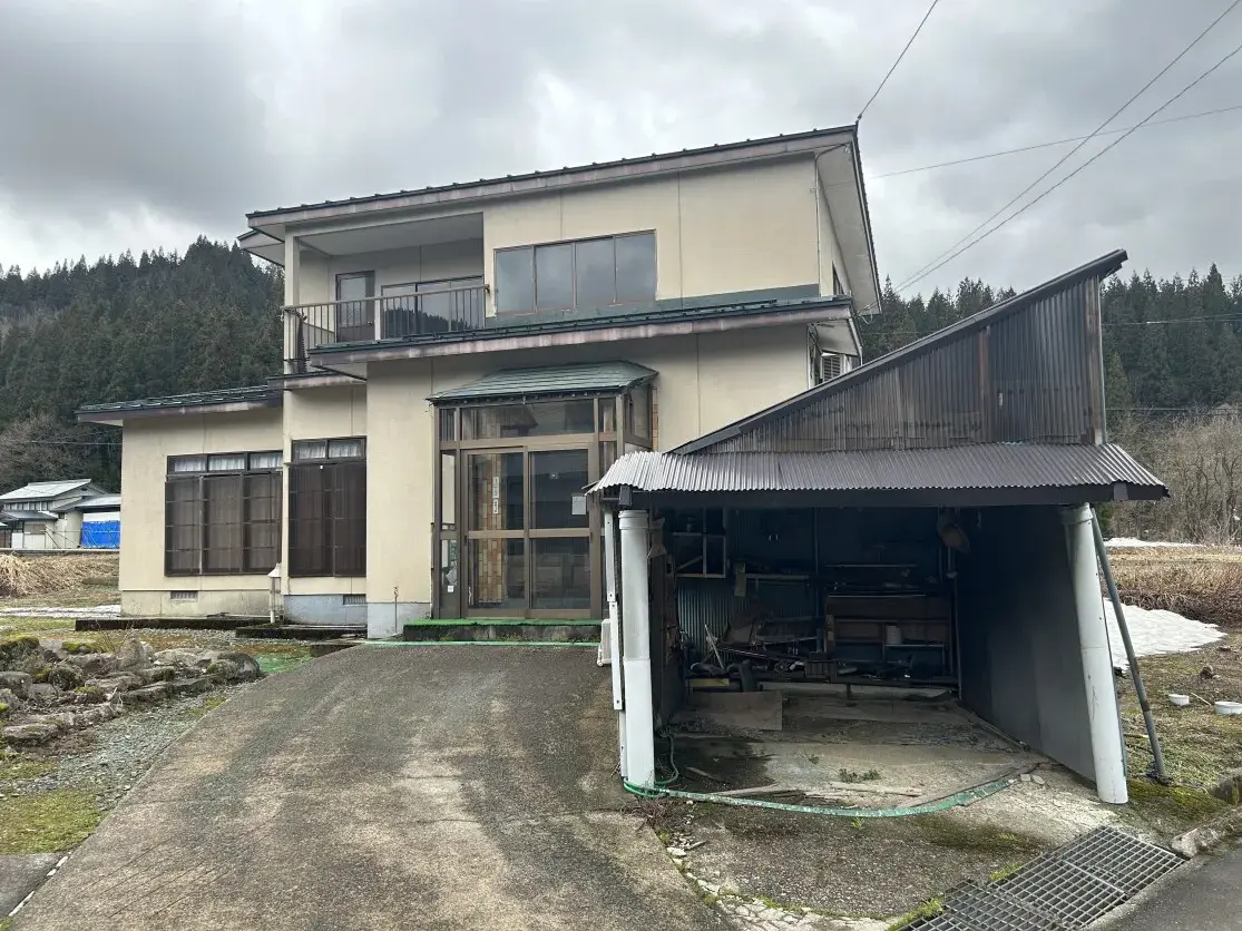 Akiya in 湯沢市