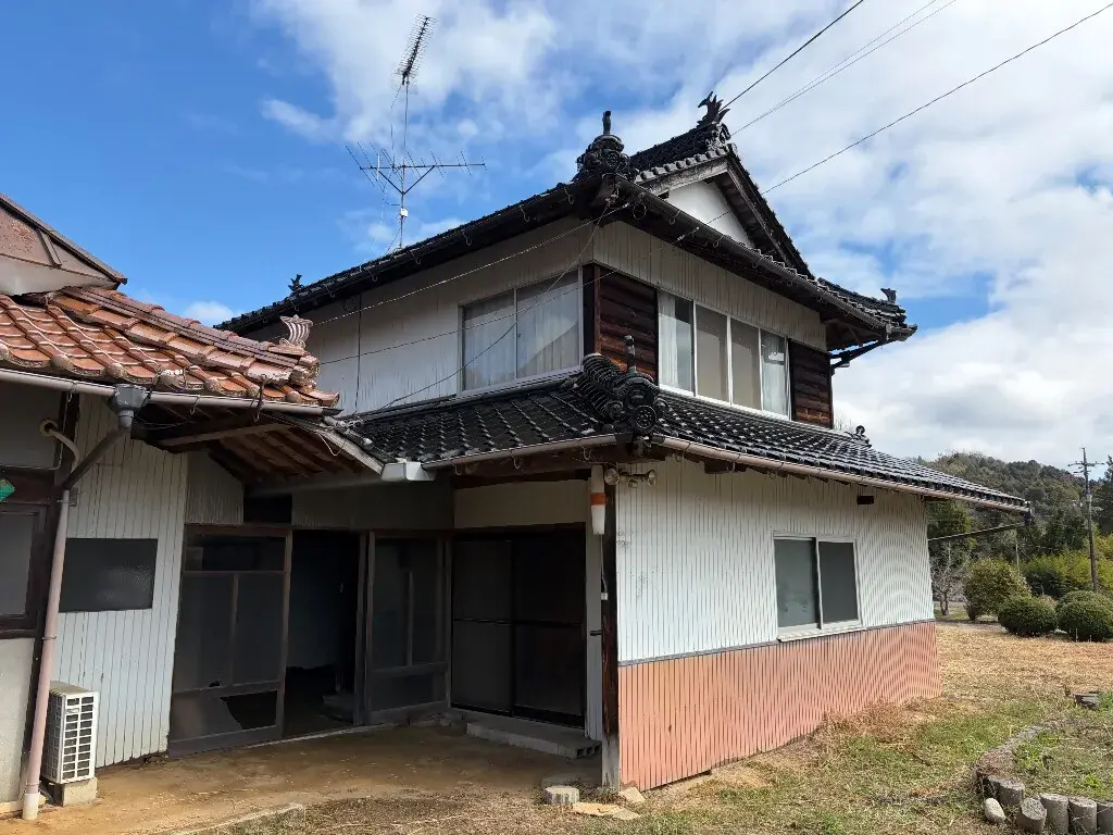 5DK Property Mihara City Hiroshima Prefecture (2)