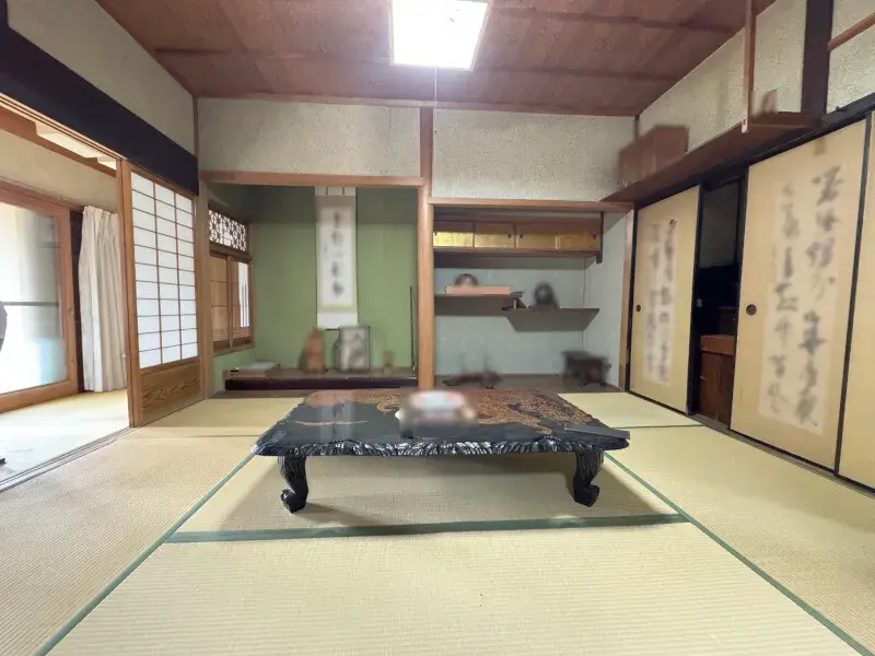 Slide 4