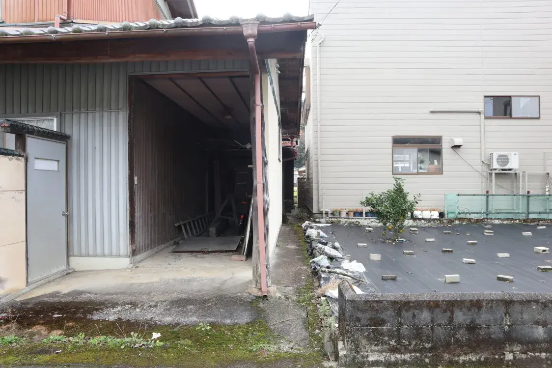 Detached House in Higashimiyoshi-cho, Tokushima (3)
