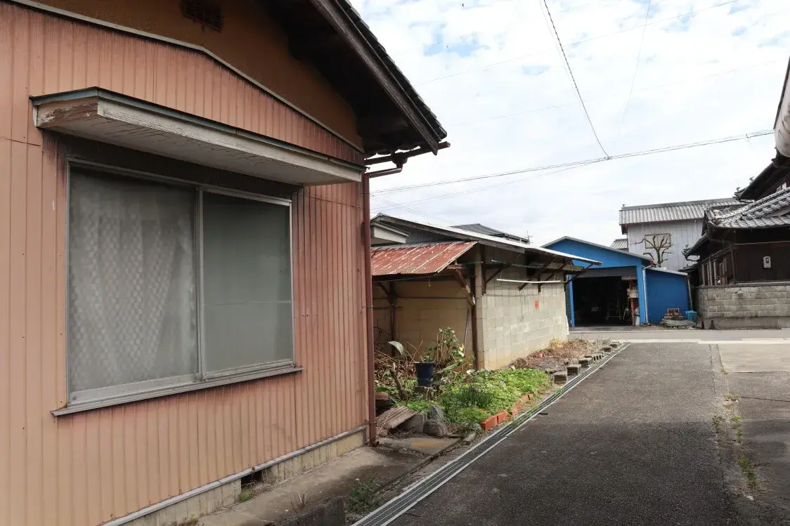 Detached House in Higashimiyoshi-cho, Tokushima (4)