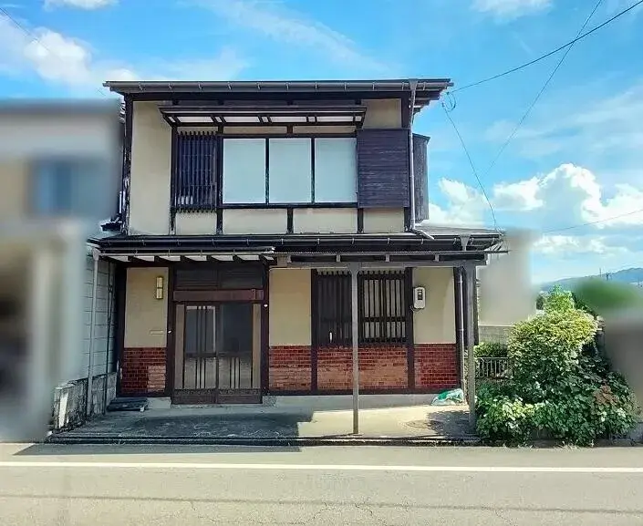 Akiya in Takayama