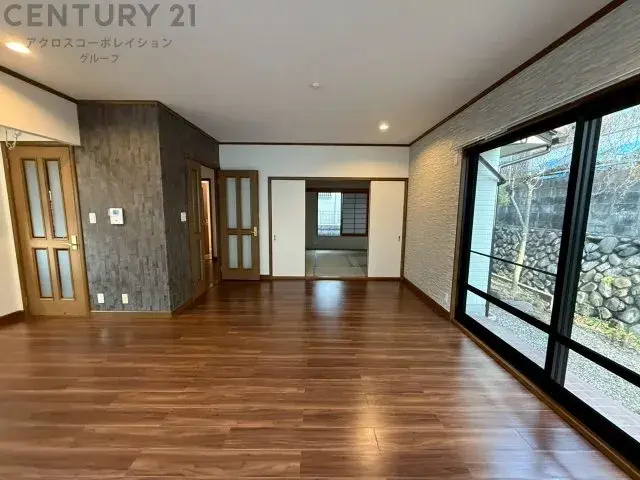 Slide 4
