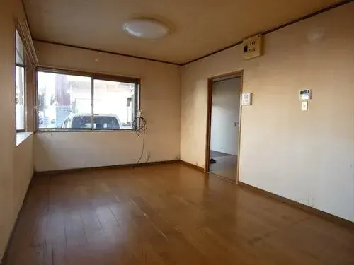 Slide 4