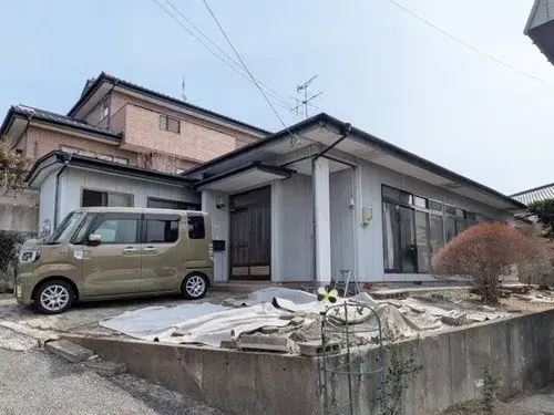 Akiya in Tagajo