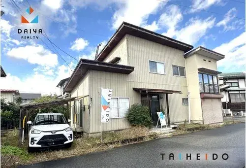 Akiya in Nanyō