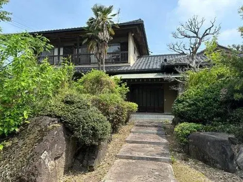 Akiya in Yuki