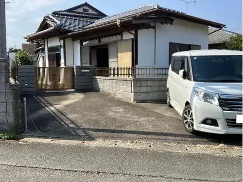 Akiya in Takahagi