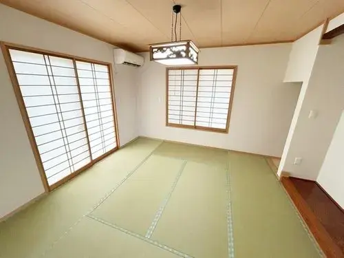 Slide 4