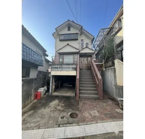 Slide 4