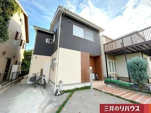 Akiya in Hino