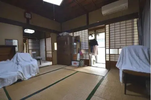 Akiya in Akishima