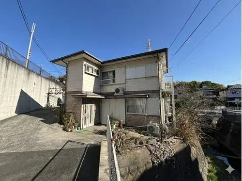 Akiya in Yokosuka