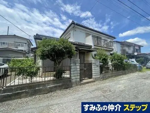 Akiya in Ayase