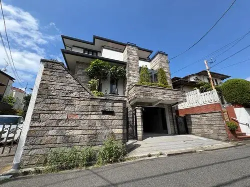 Akiya in Fujisawa