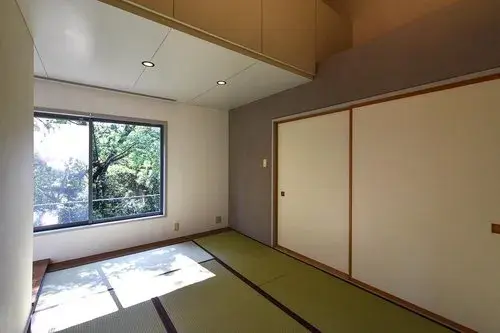 Large Two-Family Home Yokohama City Kanagawa Prefecture (5)