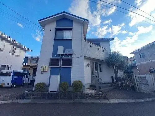 Akiya in Kani