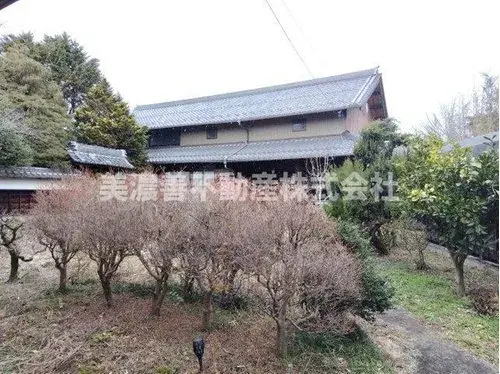 Akiya in Godo Town