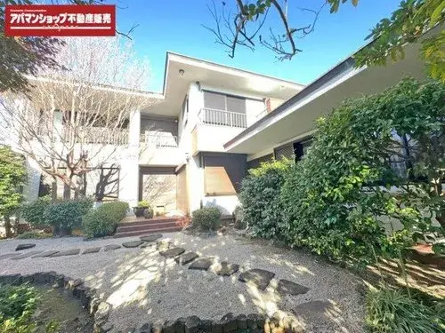Akiya in Numazu