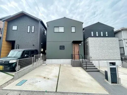 Akiya in Tokai