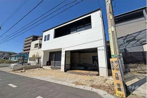 Akiya in 日進市