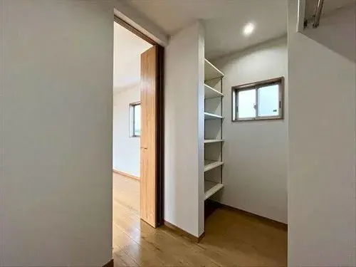 4LDK Property Yokkaichi City Mie Prefecture (8)