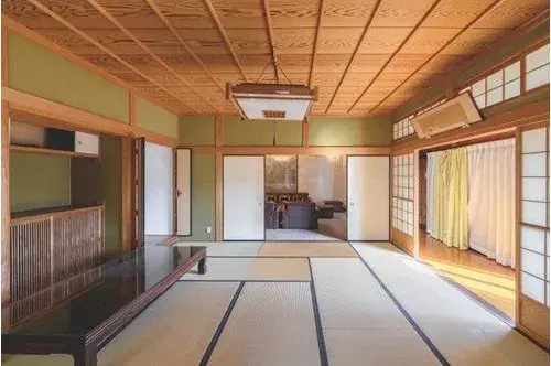 5LDK+S Property in Yokkaichi City, Mie Prefecture (9)