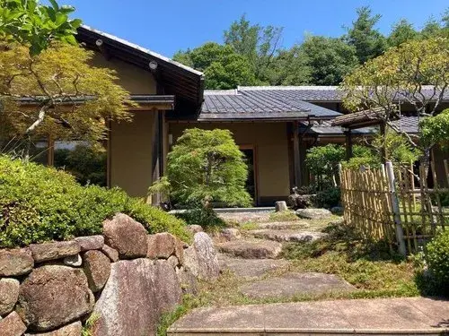 Akiya in Ritto