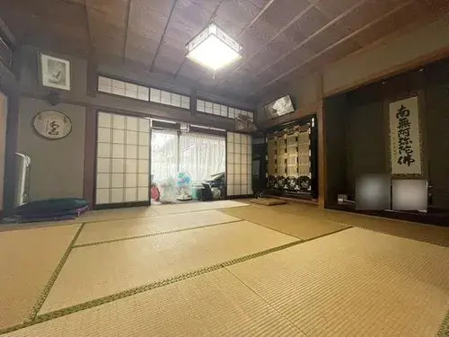 Slide 4