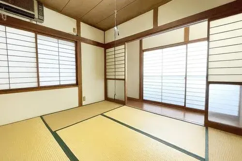 Vivienda Bifamiliar de Dos Plantas en el Barrio Ukyo, Ciudad de Kioto, Prefectura de Kioto (3)