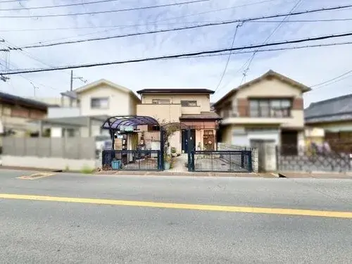 Akiya in Naka Ward