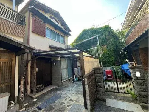 Akiya in Sakai