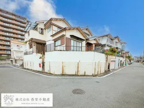 Akiya in Hirakata