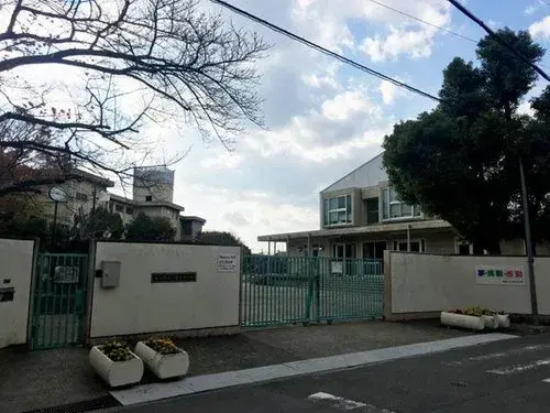 5LDK Property Neyagawa City Osaka Prefecture (16)