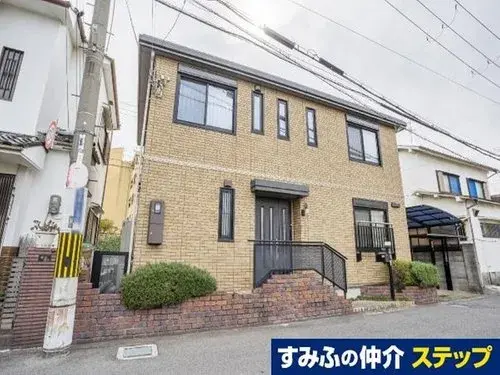 Akiya in Izumi