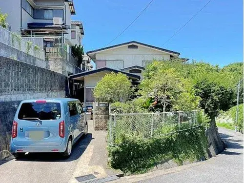 Akiya in Izumi