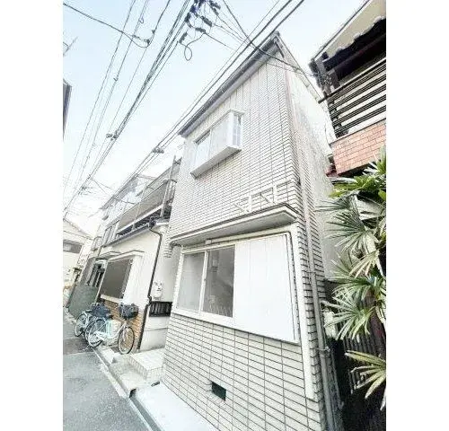 Akiya in Osaka