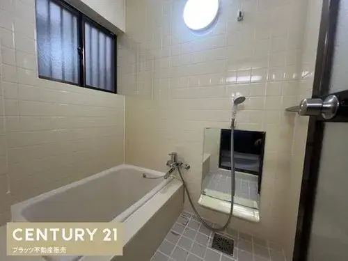 Osaka Prefecture Ikeda City 4LDK Property (18)