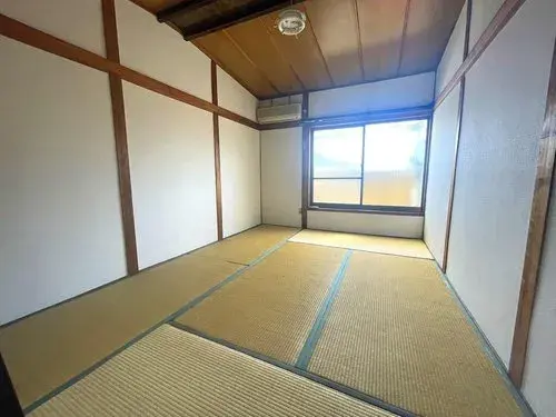 Propriété de 2 chambres à deux étages à Hirakata, Préfecture d'Osaka (3)