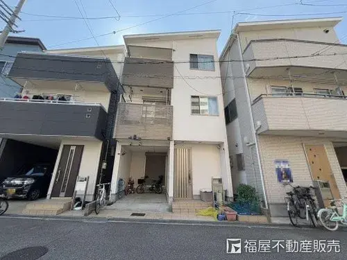 Akiya in Osaka