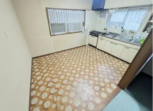 5DK Property Neyagawa City, Osaka Prefecture (6)