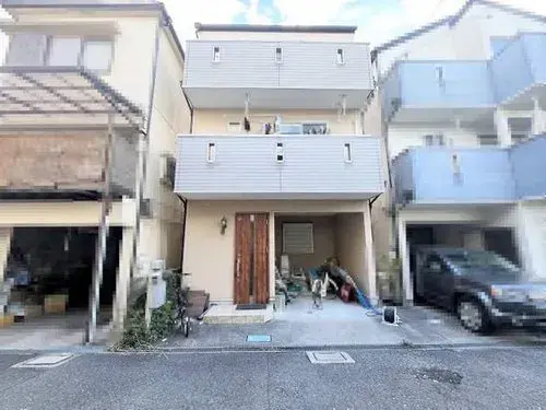 Akiya in Moriguchi